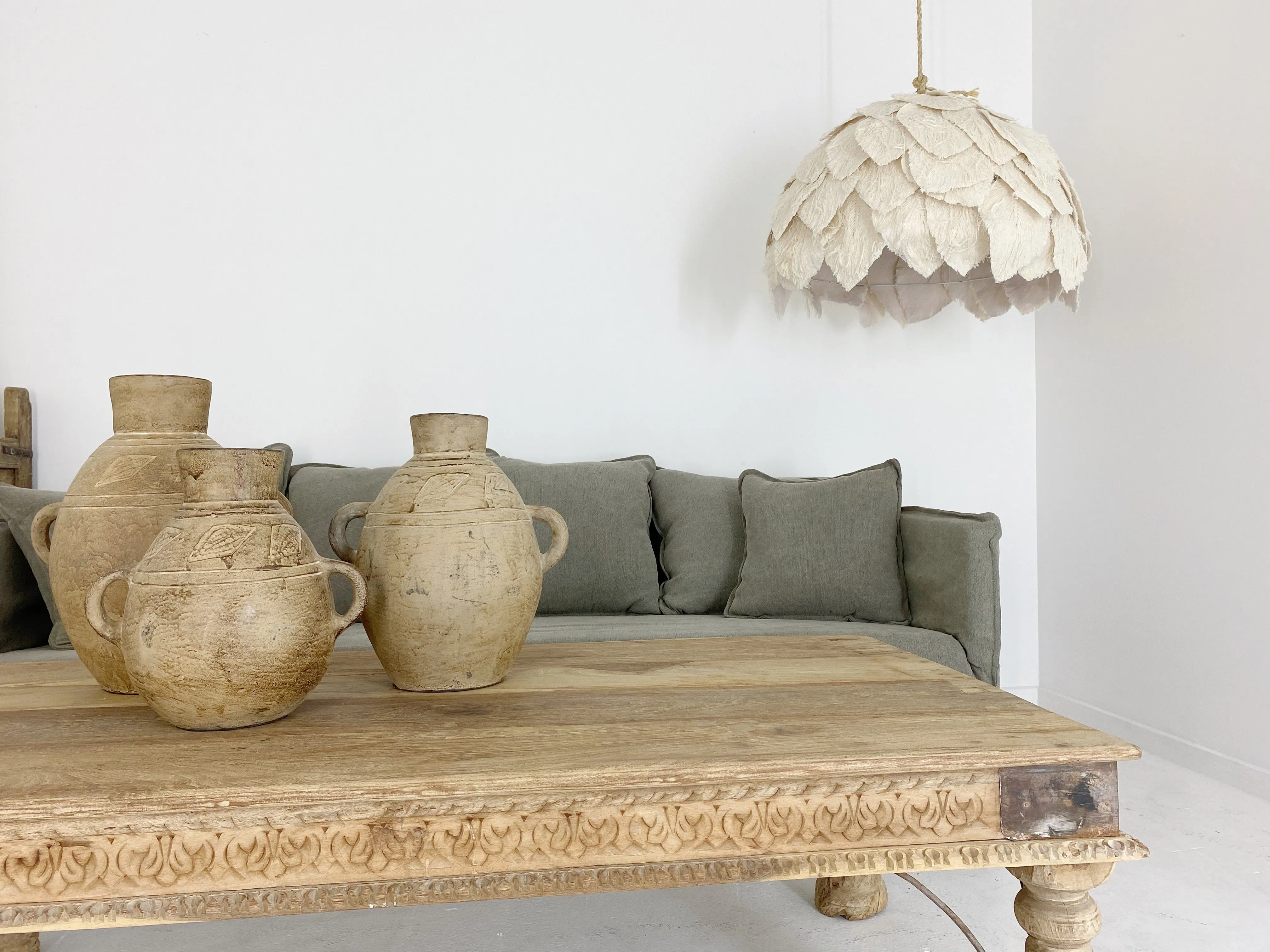 'Ainsley' Cotton Short Leaf Pendant