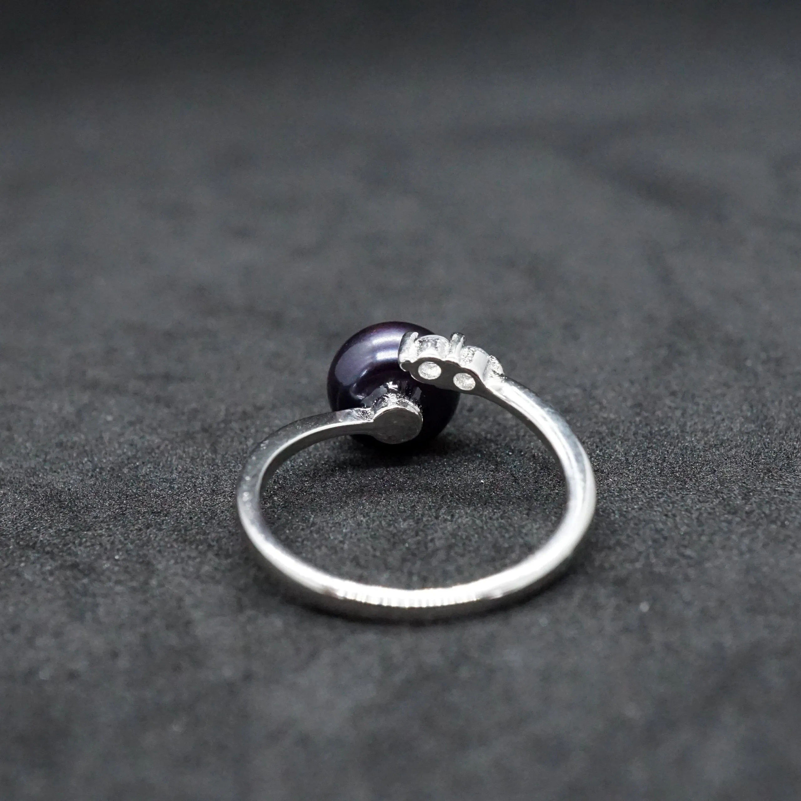 Alice X - Fresh water white pearl and CZ ring