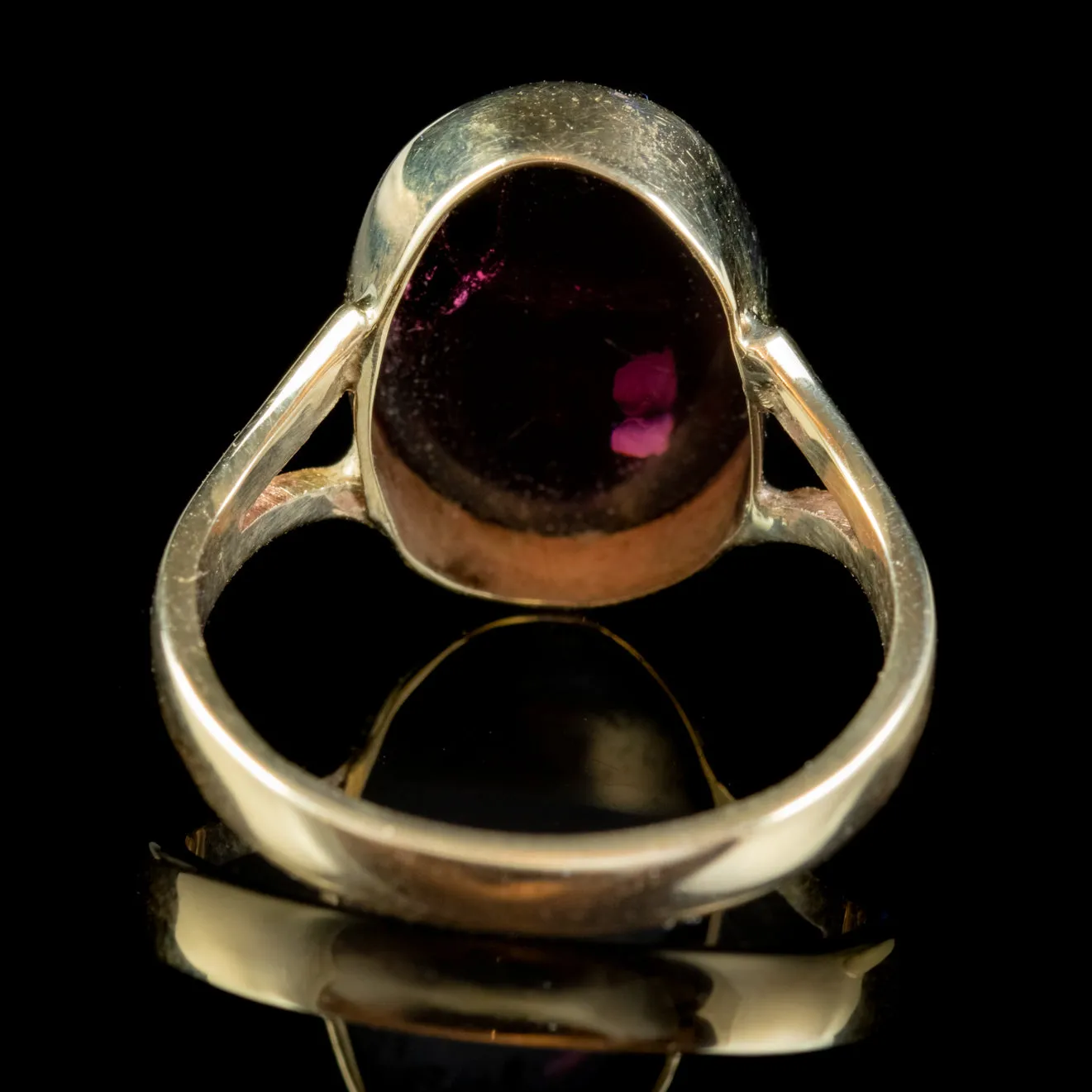 Antique Victorian 6ct Cabochon Garnet Ring 9ct Gold Circa 1900