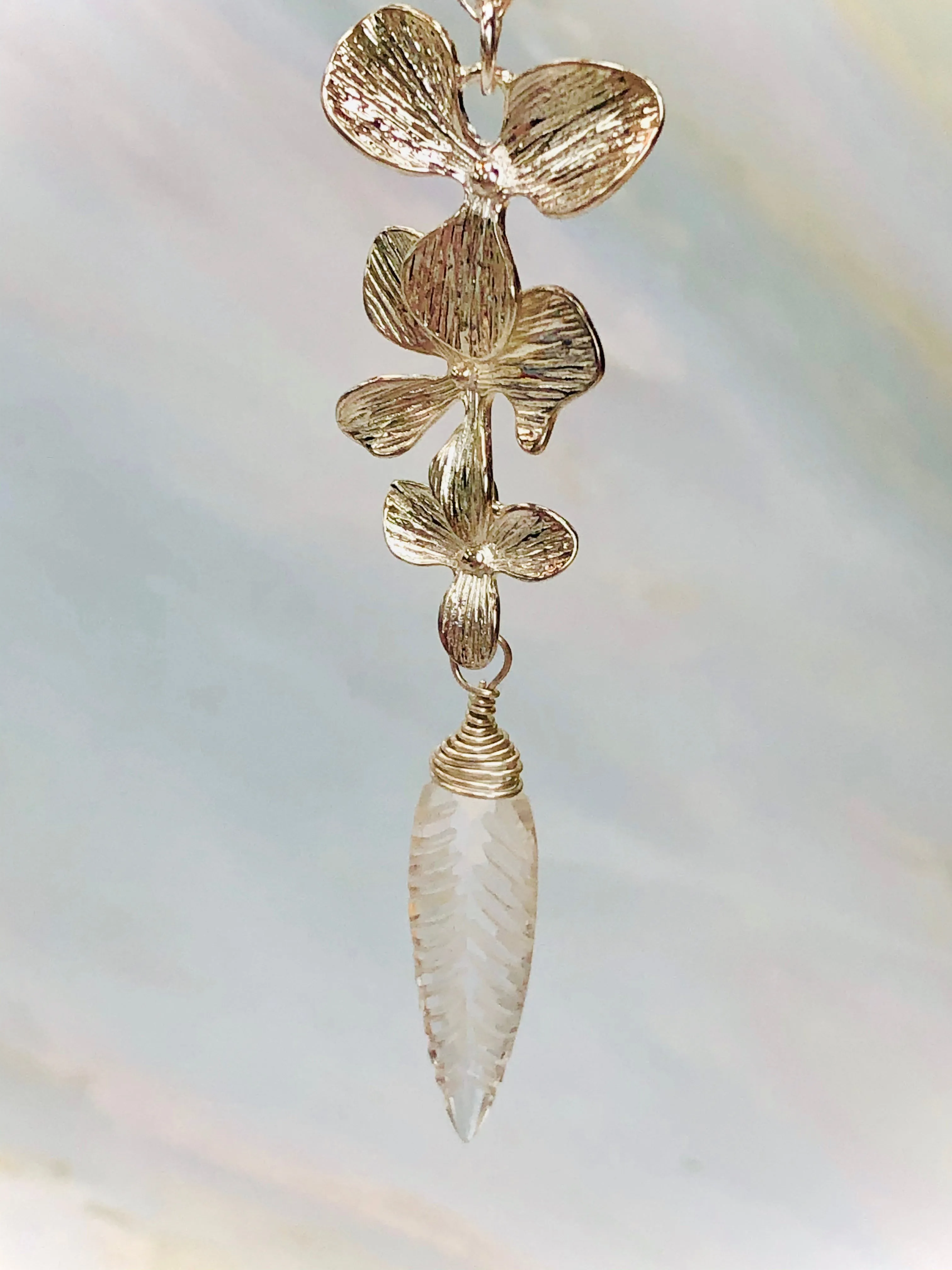 Elegant Silver Marquis Quartz Orchid necklace