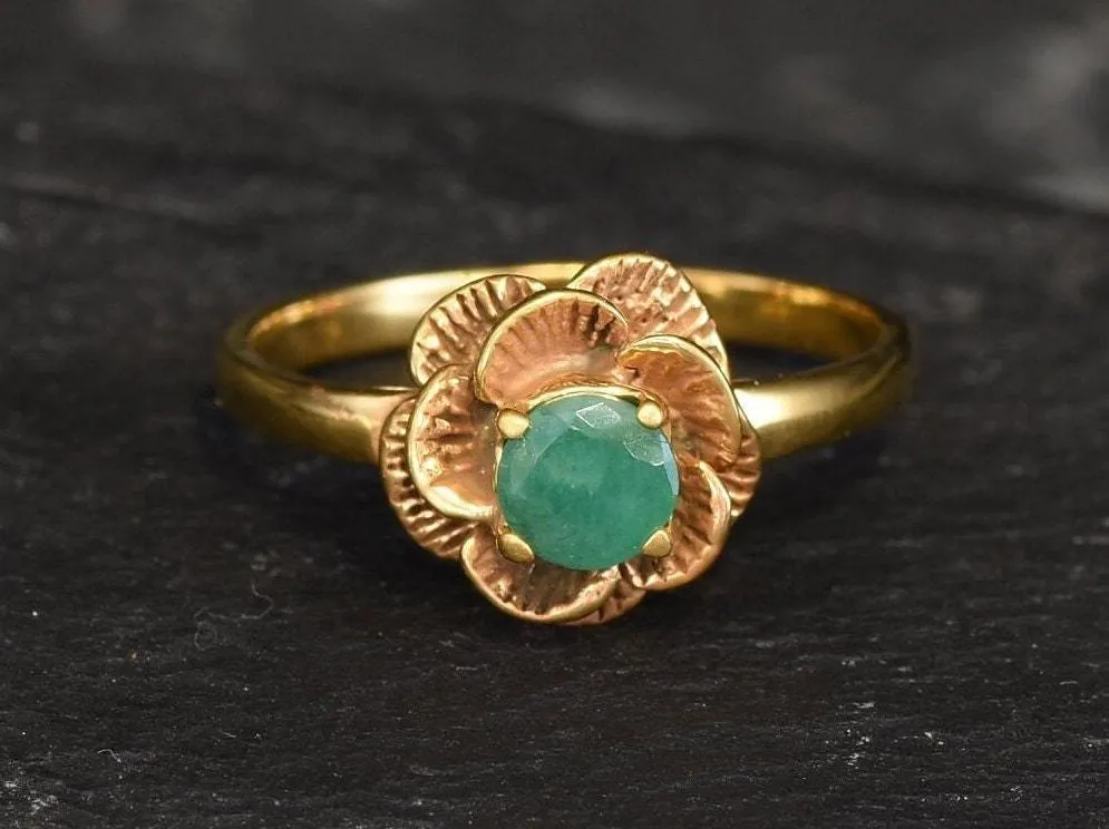 Emerald Vintage Flower Ring - Gold Rose Ring, Natural Emerald Ring