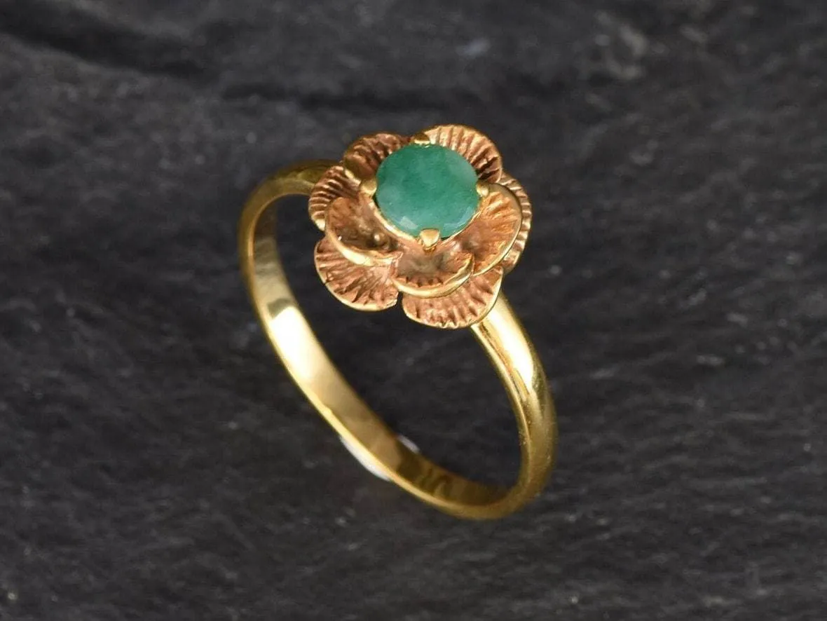 Emerald Vintage Flower Ring - Gold Rose Ring, Natural Emerald Ring