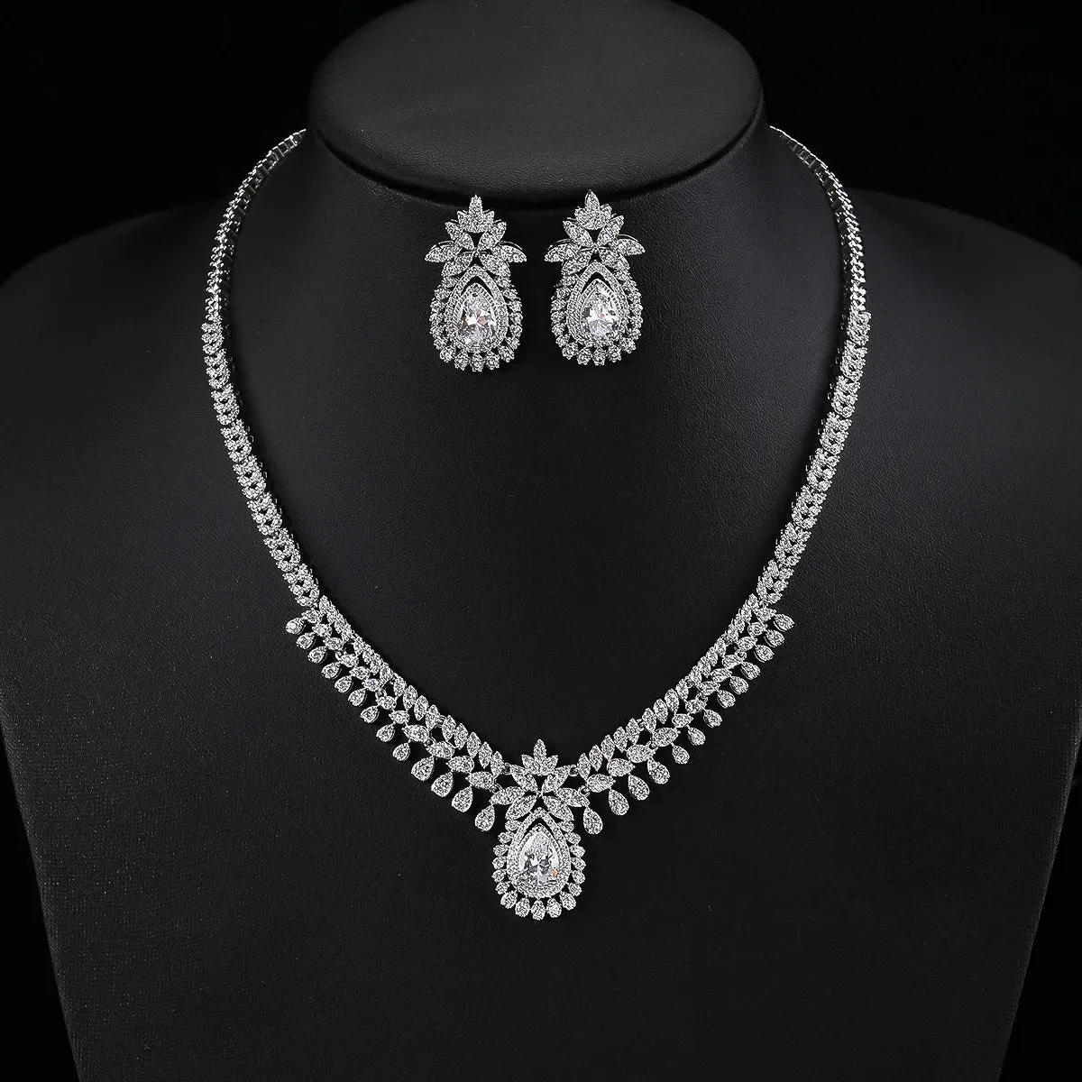 Fashion Cubic Zirconia Bridal Wedding Necklace and Pendant Earrings Jewelry Set Bridal Wedding Accessories CN11042