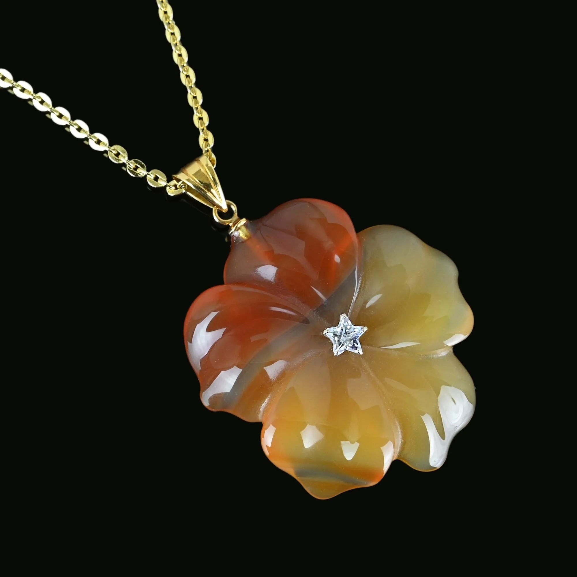 Fine 18K Gold Quartz Star Carved Flower Carnelian Pendant