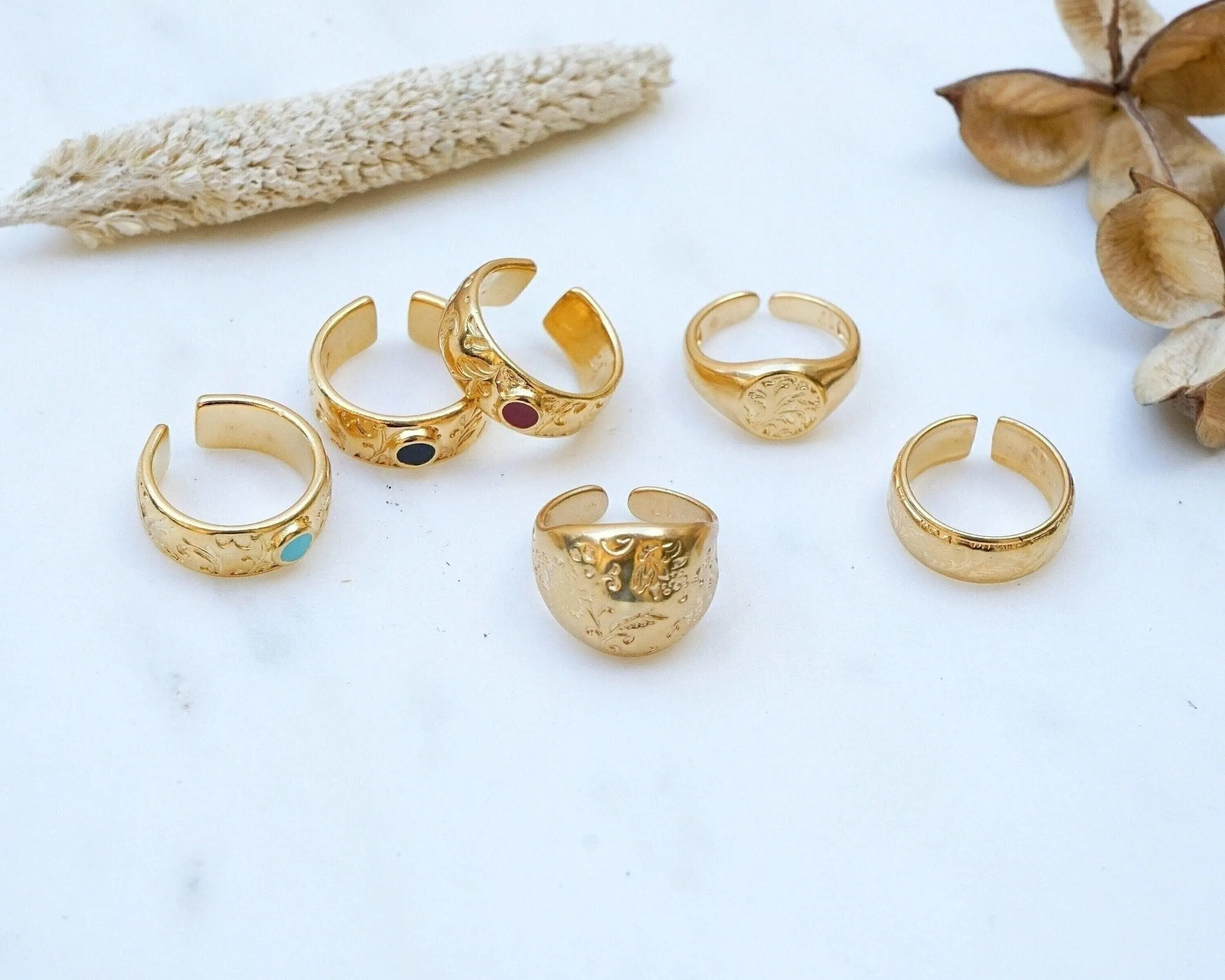 Gold Bold Floral / Sade Dome Ring