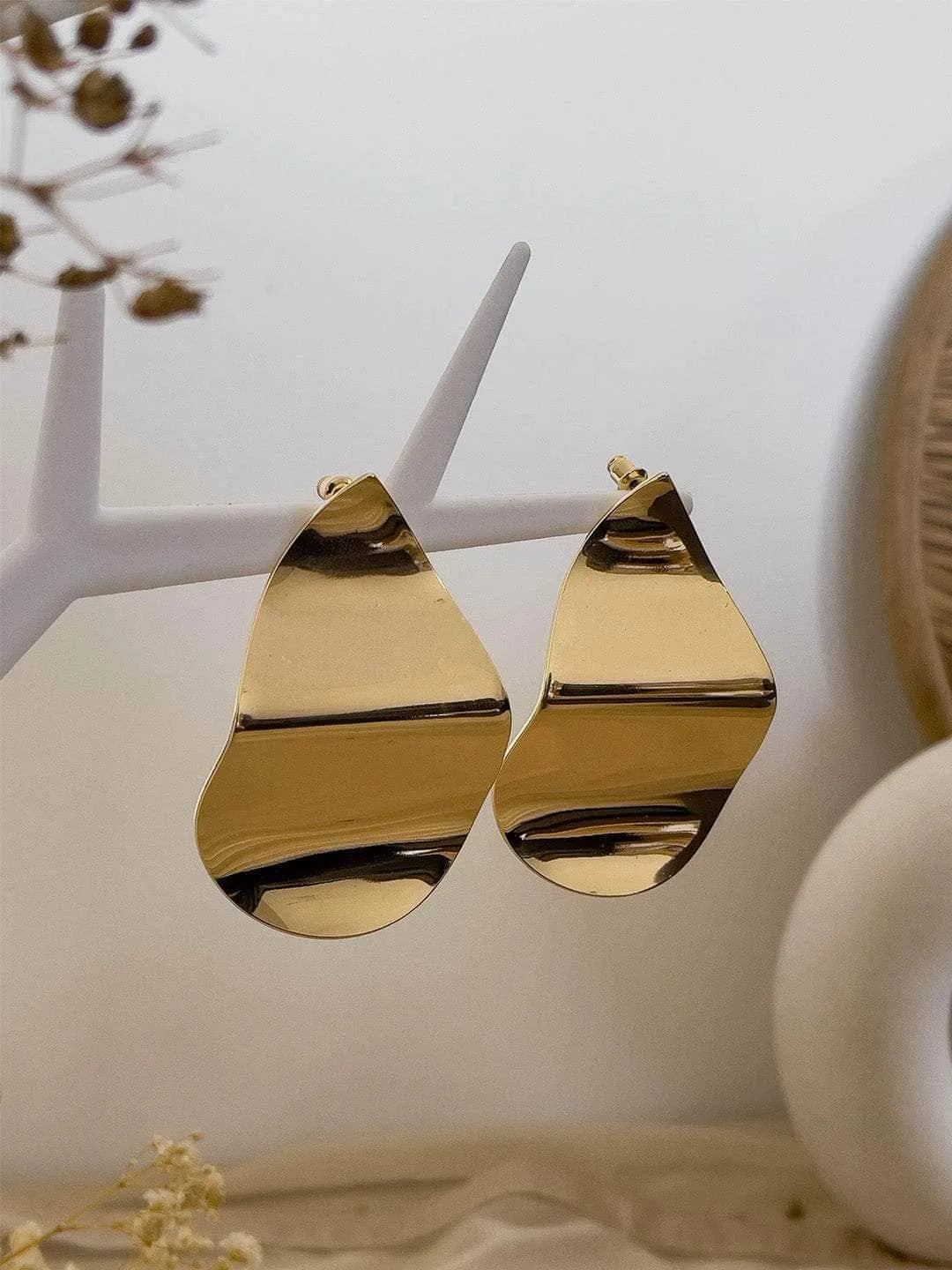 Gold Leaf Earrings
