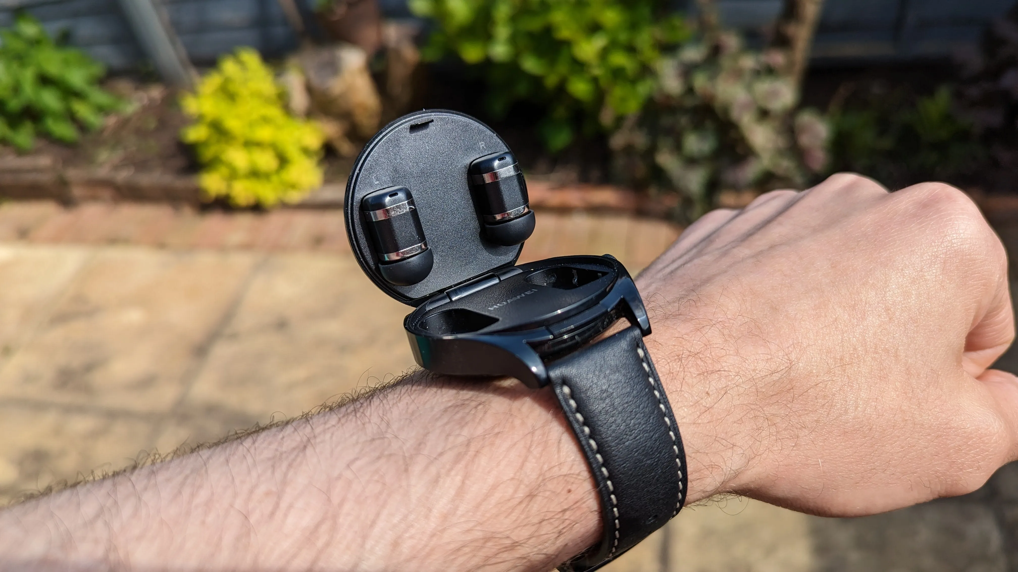 GTS 5 Smart Watch & Earbuds