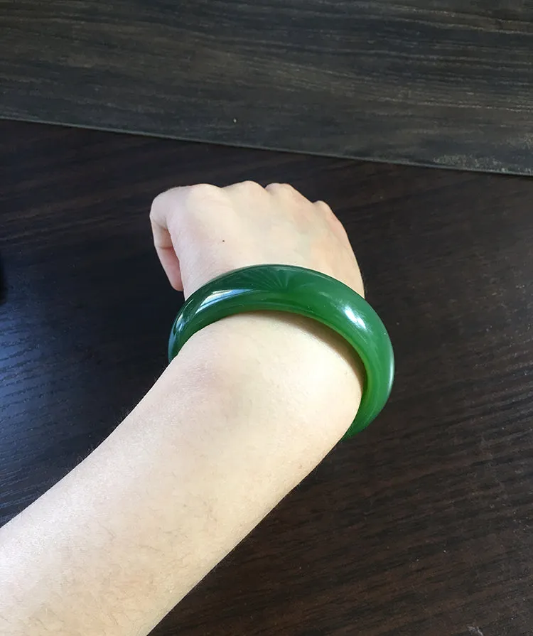 Natural Jade Bangle Nephrite Bangle Internal Diameter 55.3mm NBE010