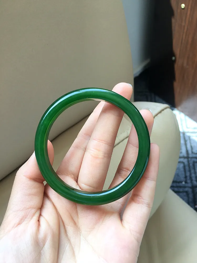 Natural Jade Bangle Nephrite Bangle Internal Diameter 57.2mm NBE006