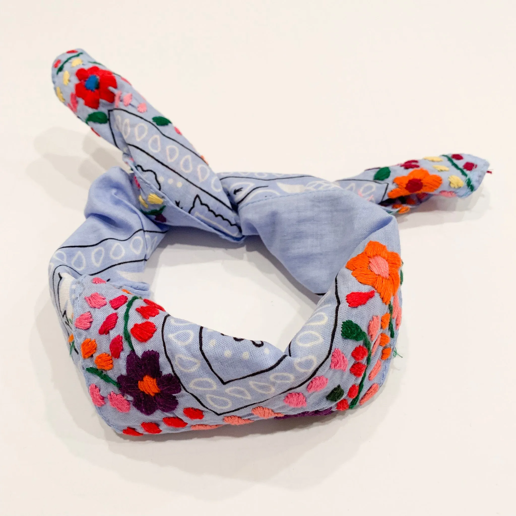 Neck scarves with Flowers (Assorted colors)