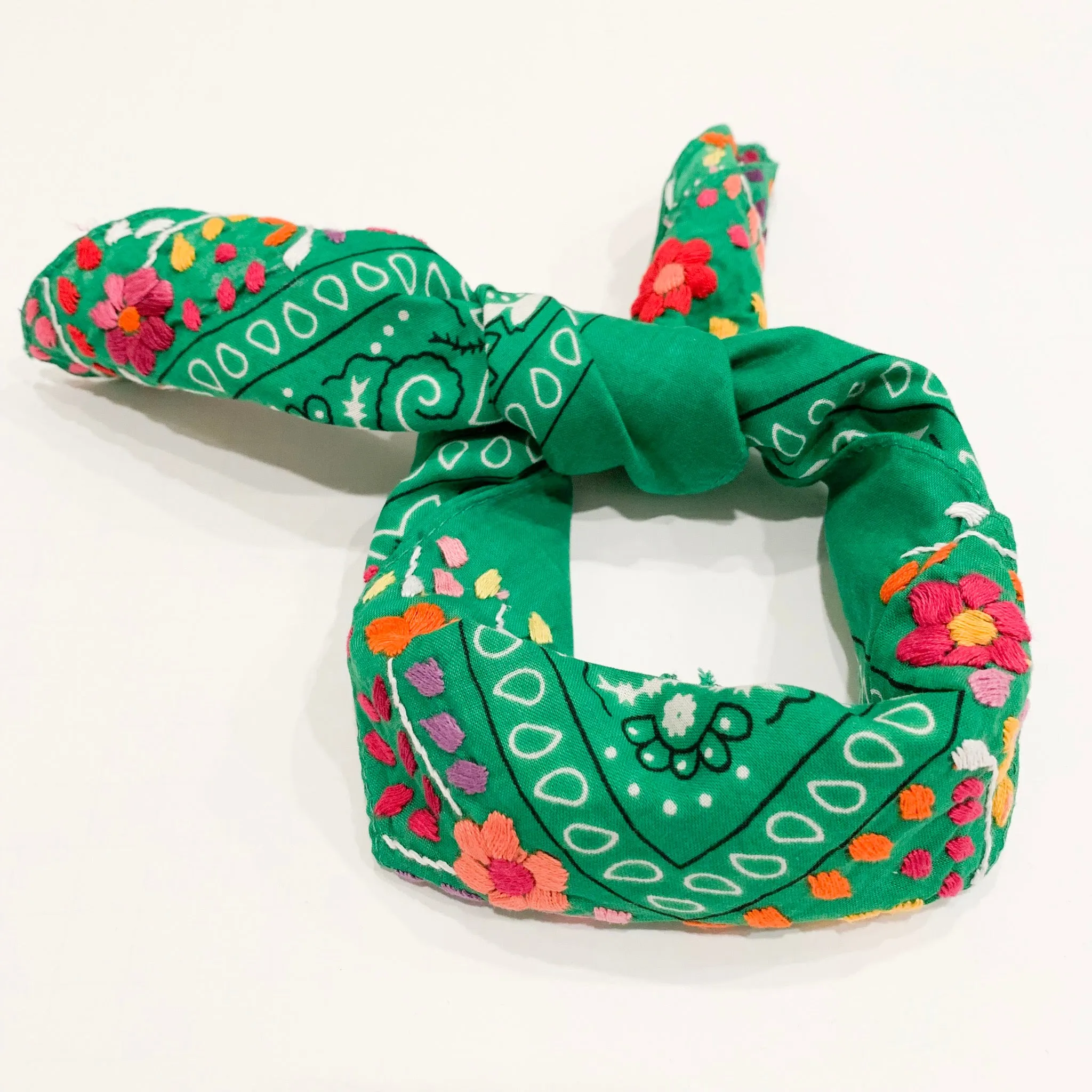 Neck scarves with Flowers (Assorted colors)