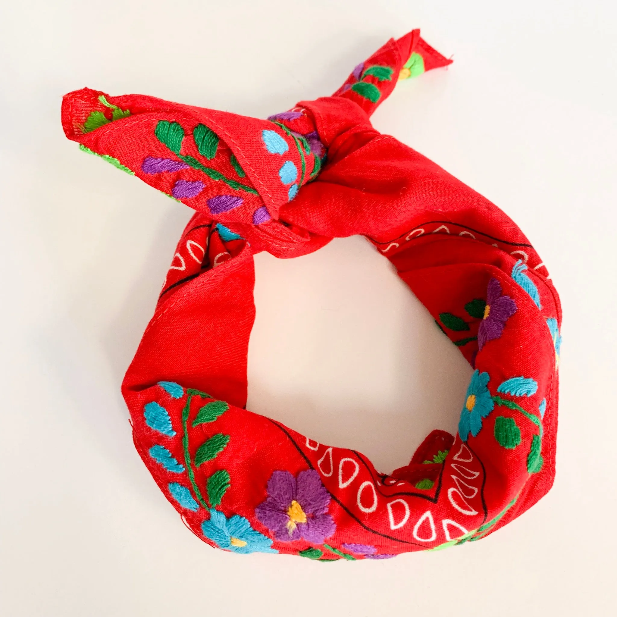 Neck scarves with Flowers (Assorted colors)