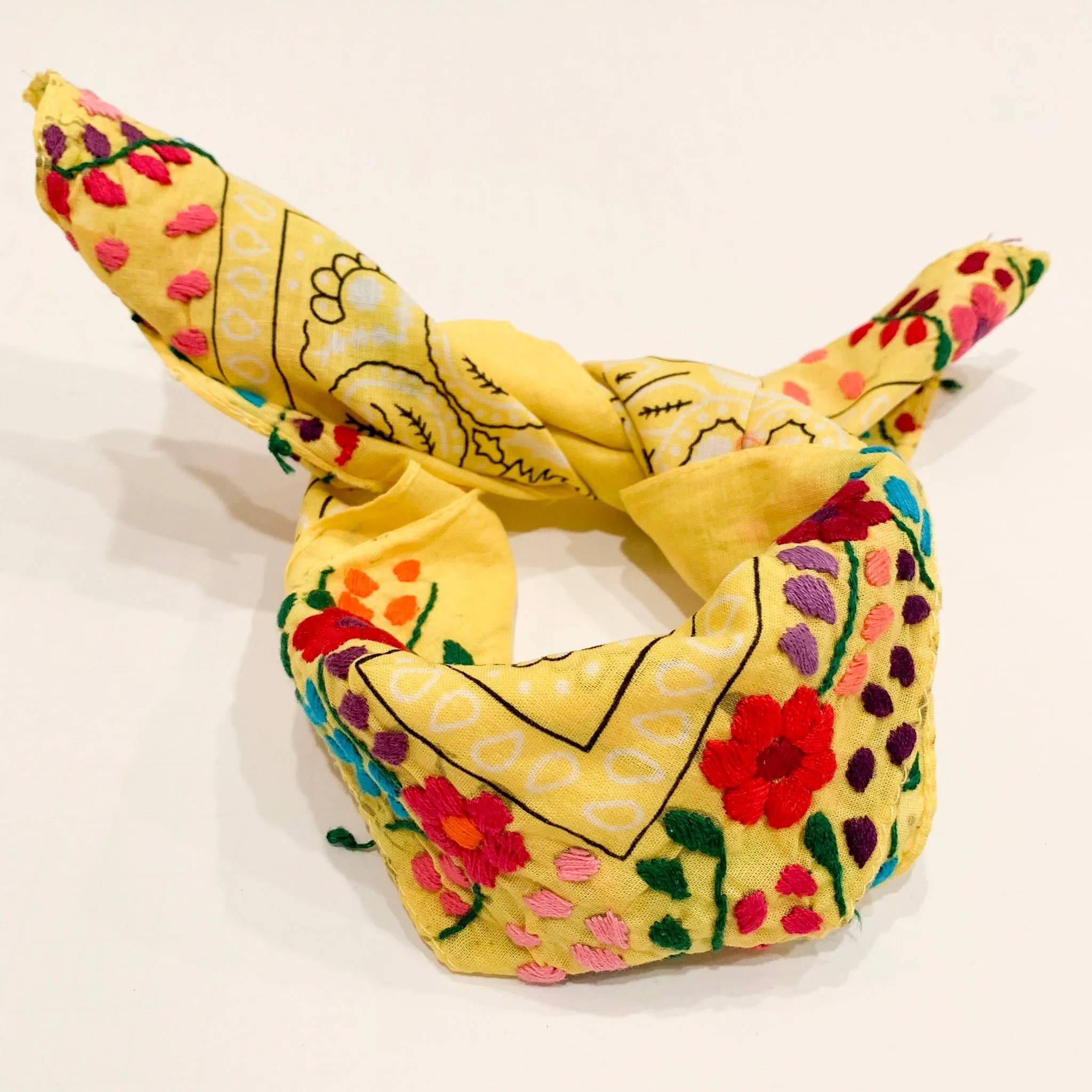 Neck scarves with Flowers (Assorted colors)