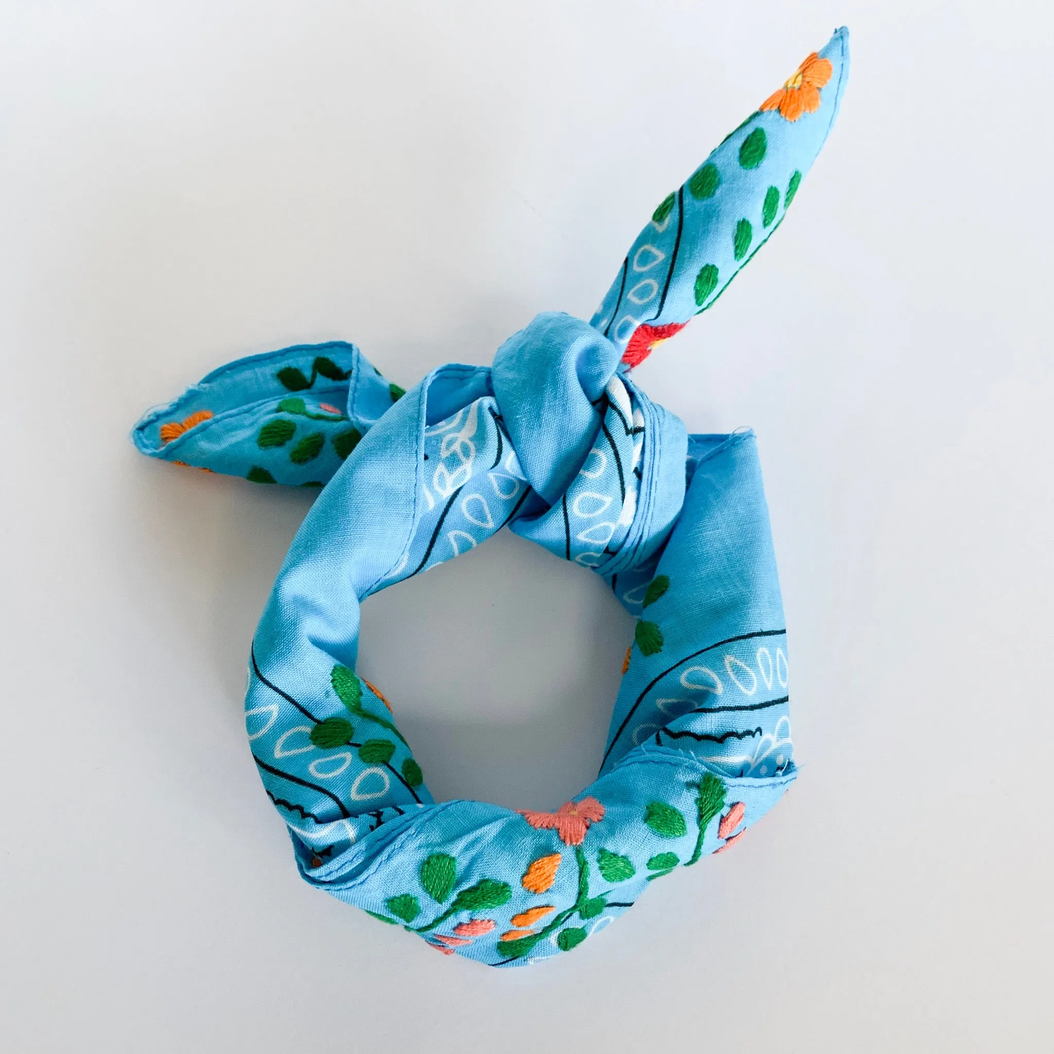 Neck scarves with Flowers (Assorted colors)