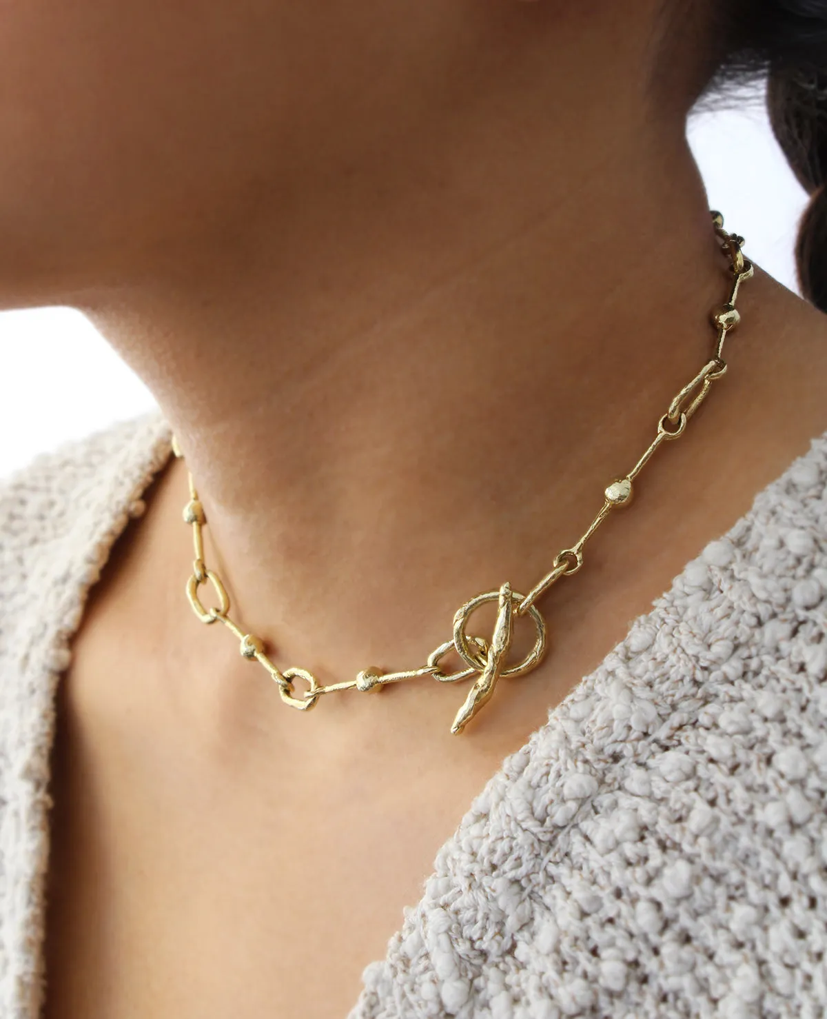NODES // golden choker