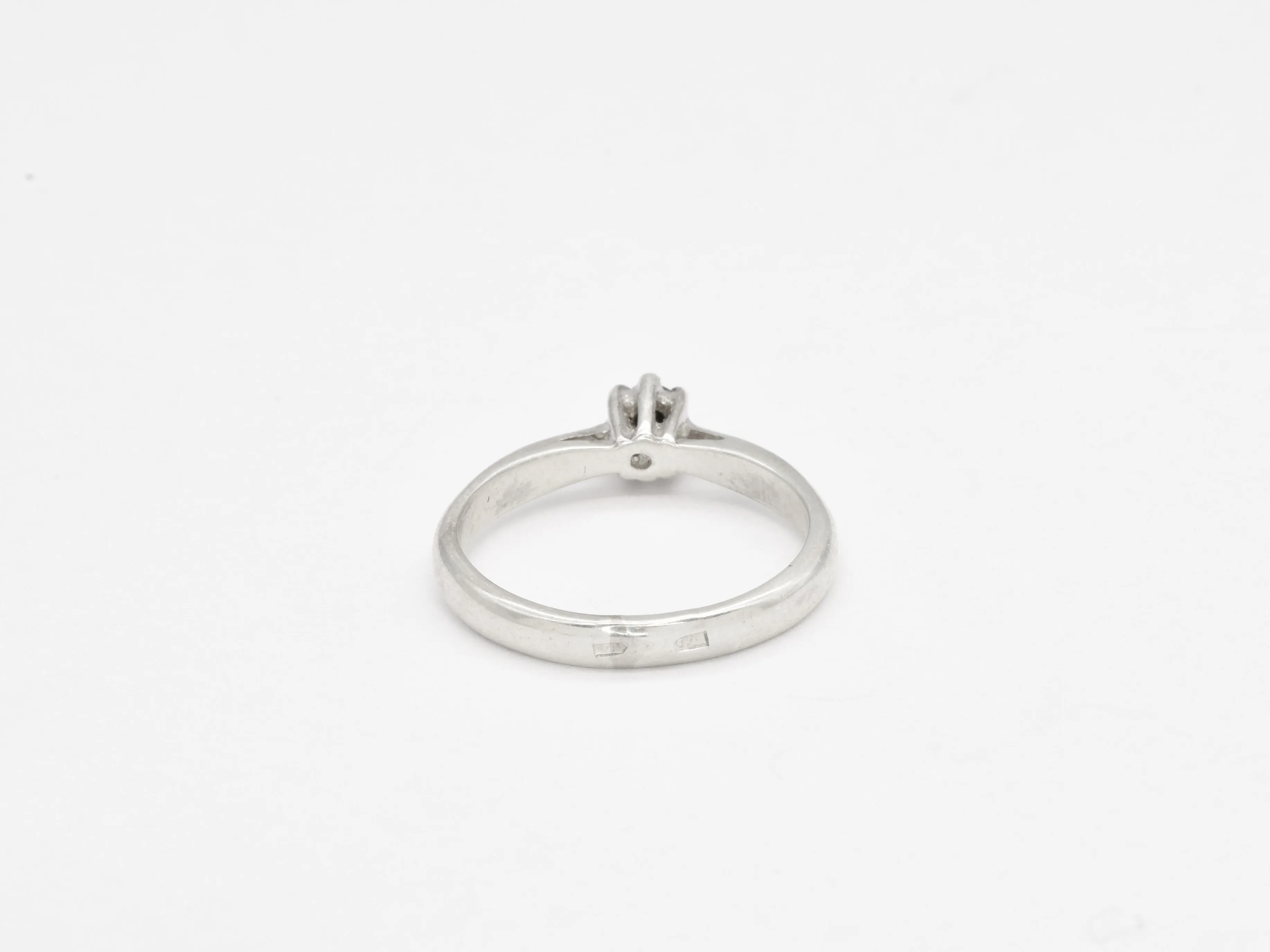 Onyx Ring - Black Solitaire Ring - Vintage Minimalist Ring