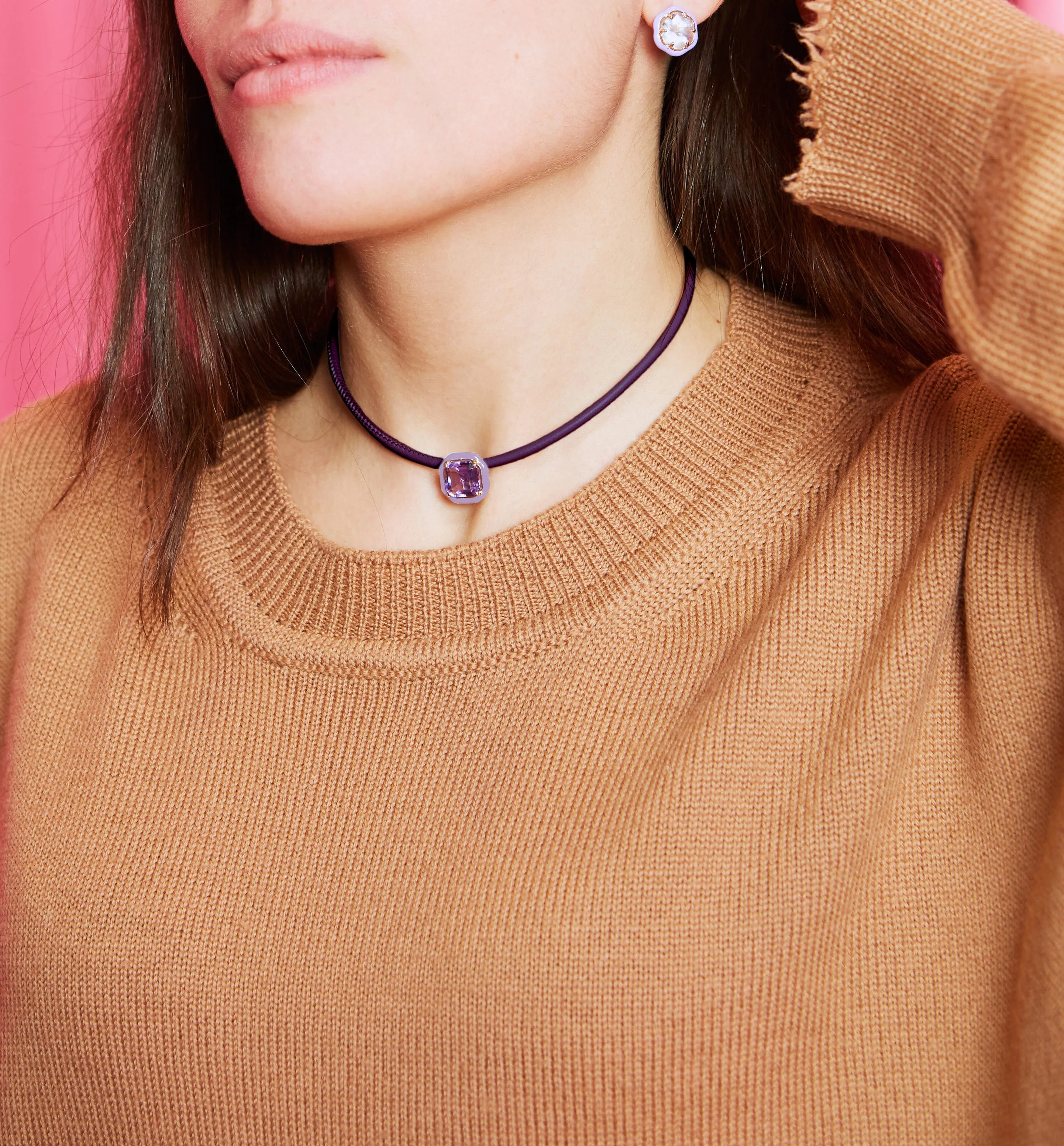 POP CHOKER ~ WITH OCTAGON IN CANDY SETTING IN LAVENDER