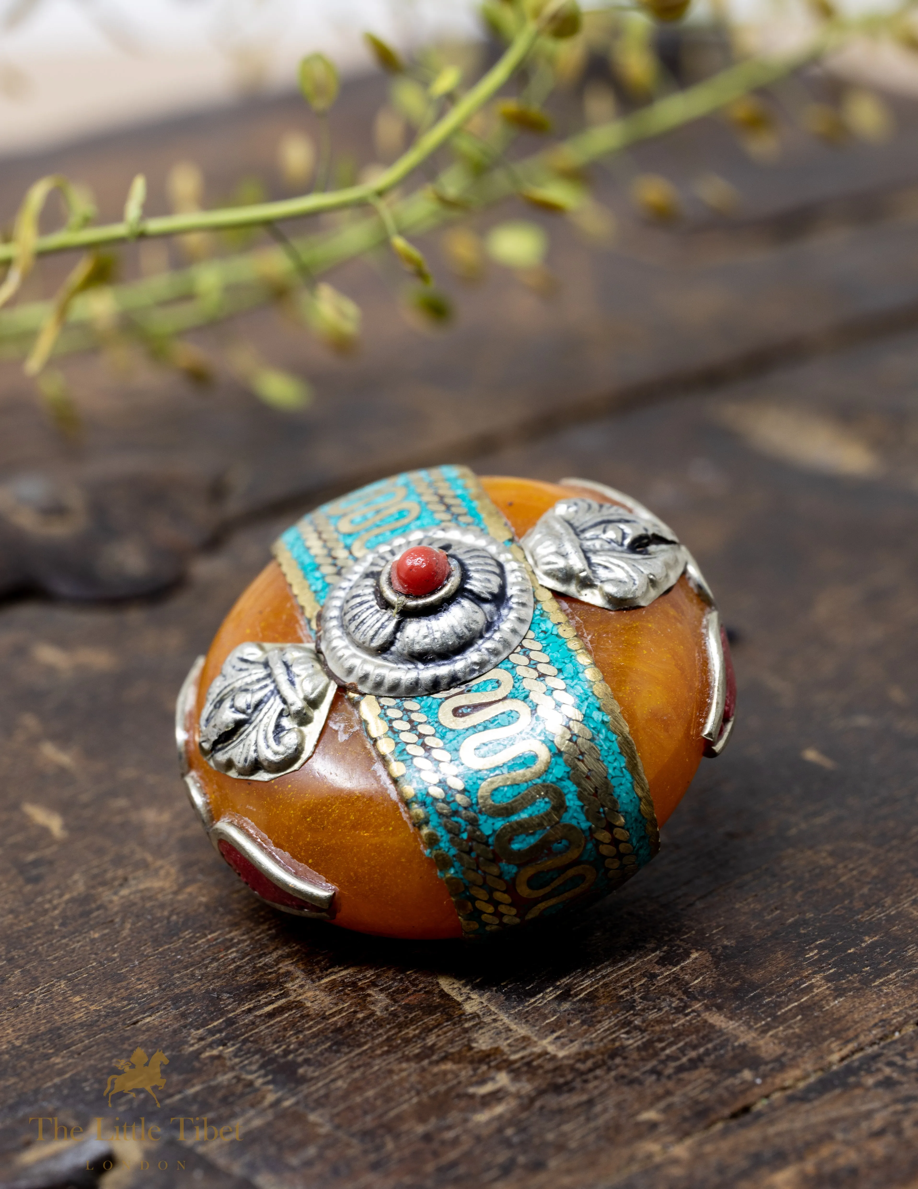 Saucer  shape tribal piece for making jewellery or pendant - SN7