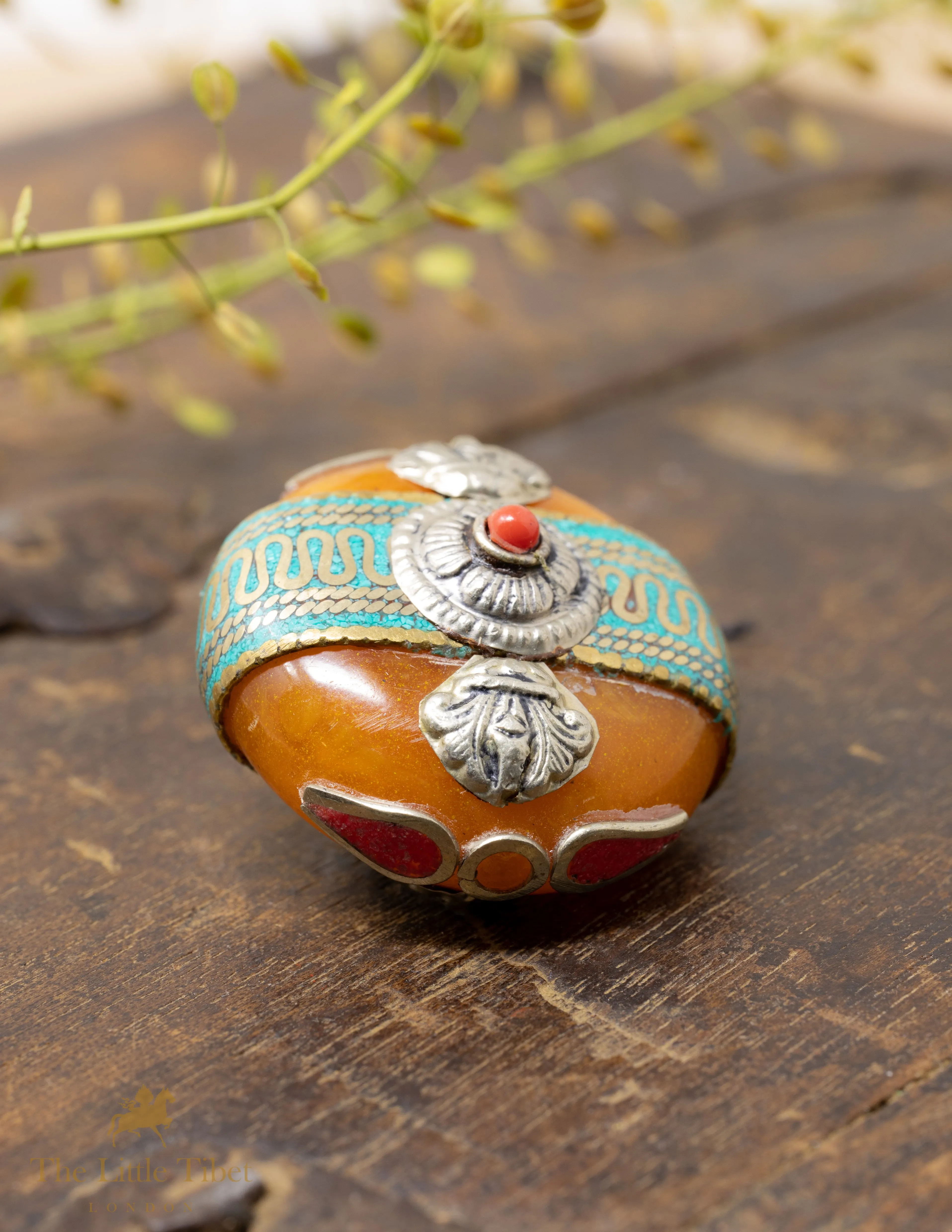 Saucer  shape tribal piece for making jewellery or pendant - SN7