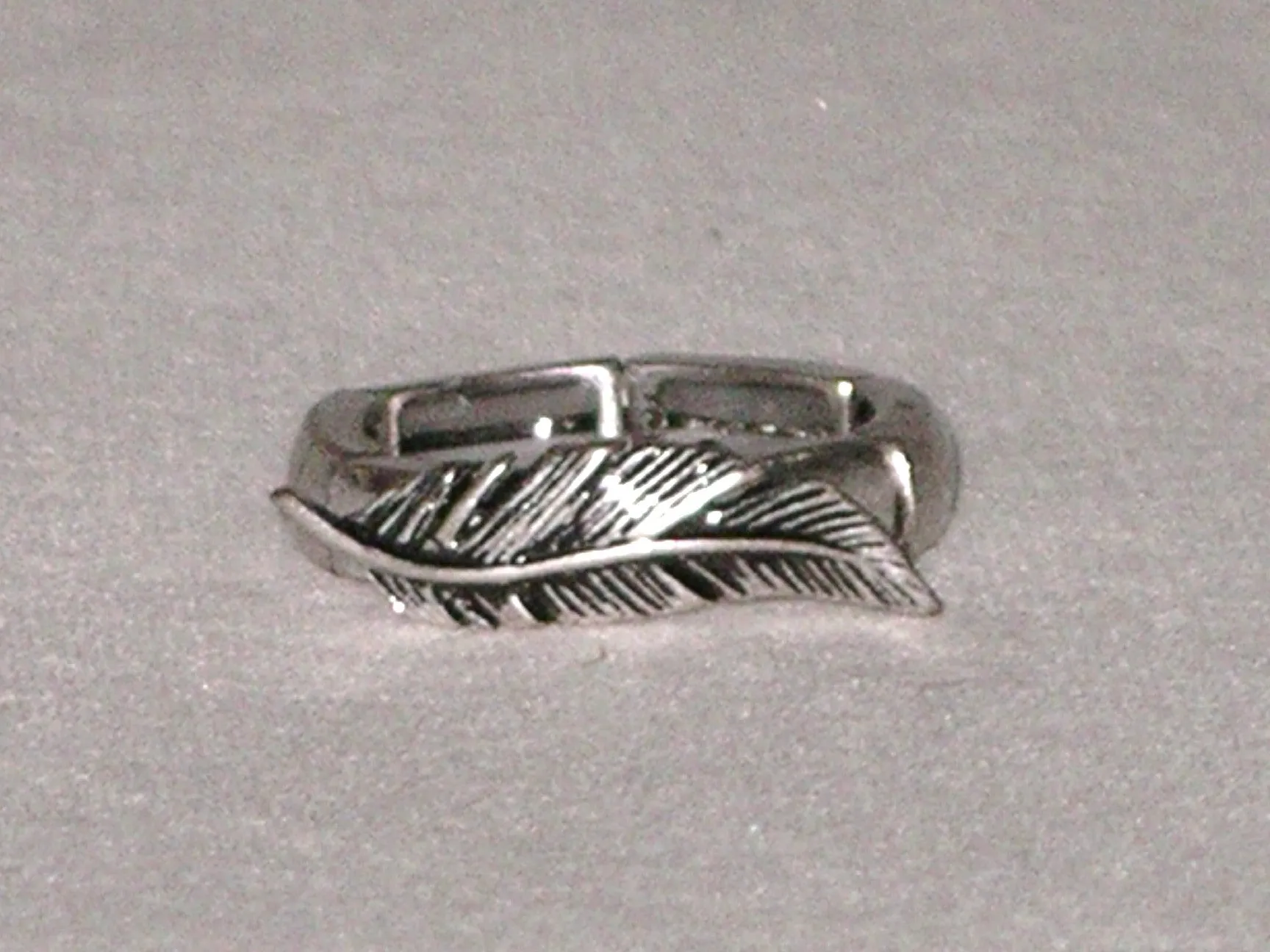 Silver Feather Stretch Ring Boho Accessory Fits Any Finger Tribal Burnished Silver Tone Ladies Southwestern Indian Jewelry