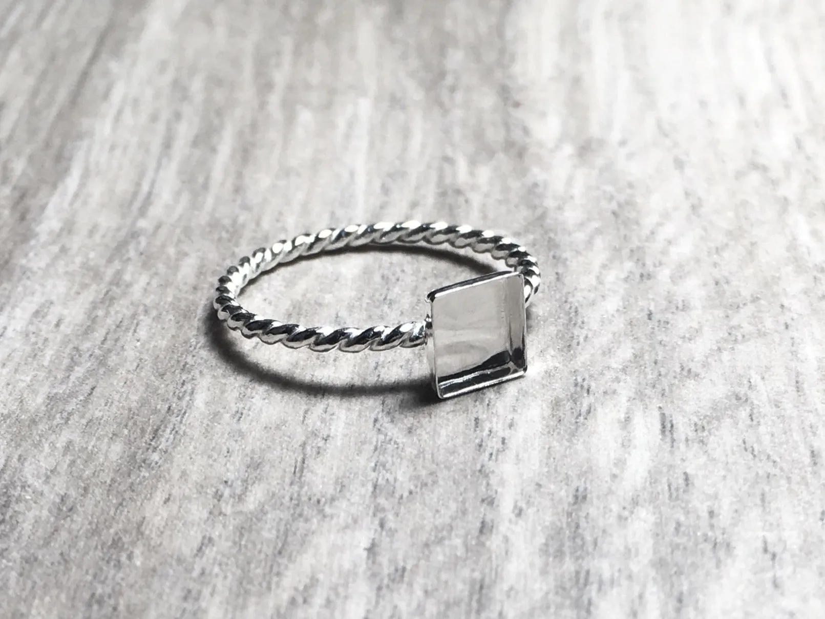 Square Bezel Cup Ring Blank Twist Rope Band | 6 mm, 8 mm, 10 mm, 14 mm