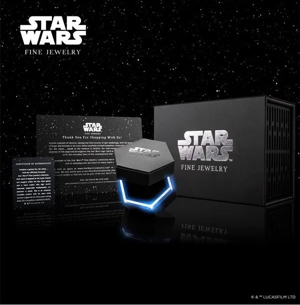 Star Wars™ Fine Jewelry THE WOOKIEE WOMEN'S PENDANT 1/4 CT.TW. Black Diamonds and Smokey Quartz Silver