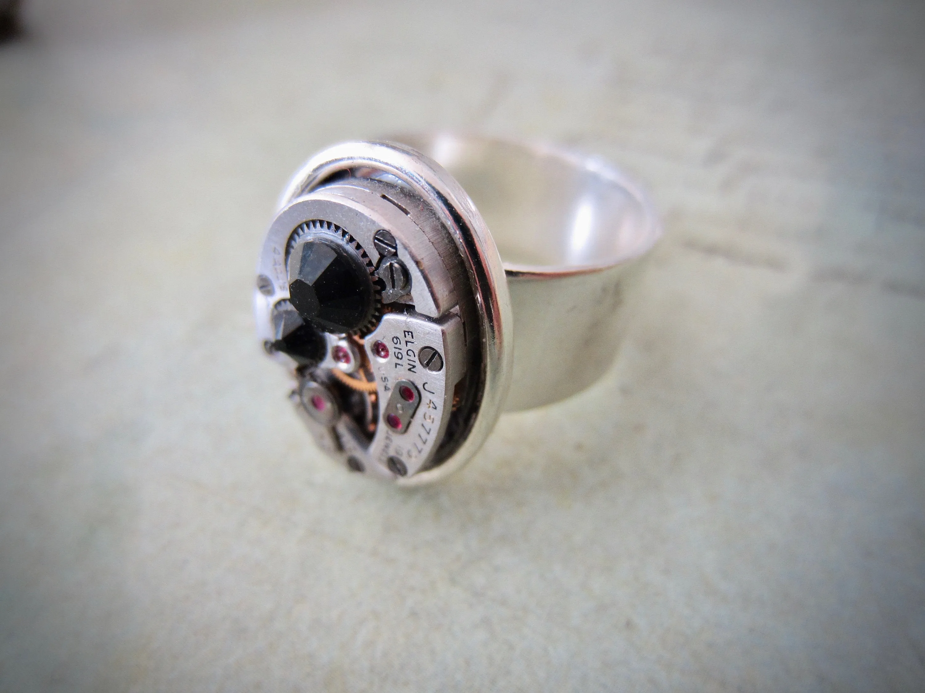 Steampunk Ring - Onyx Ring  - Unisex - Watch Movement Ring - Antique Silver - Adjustable Victorian Ring