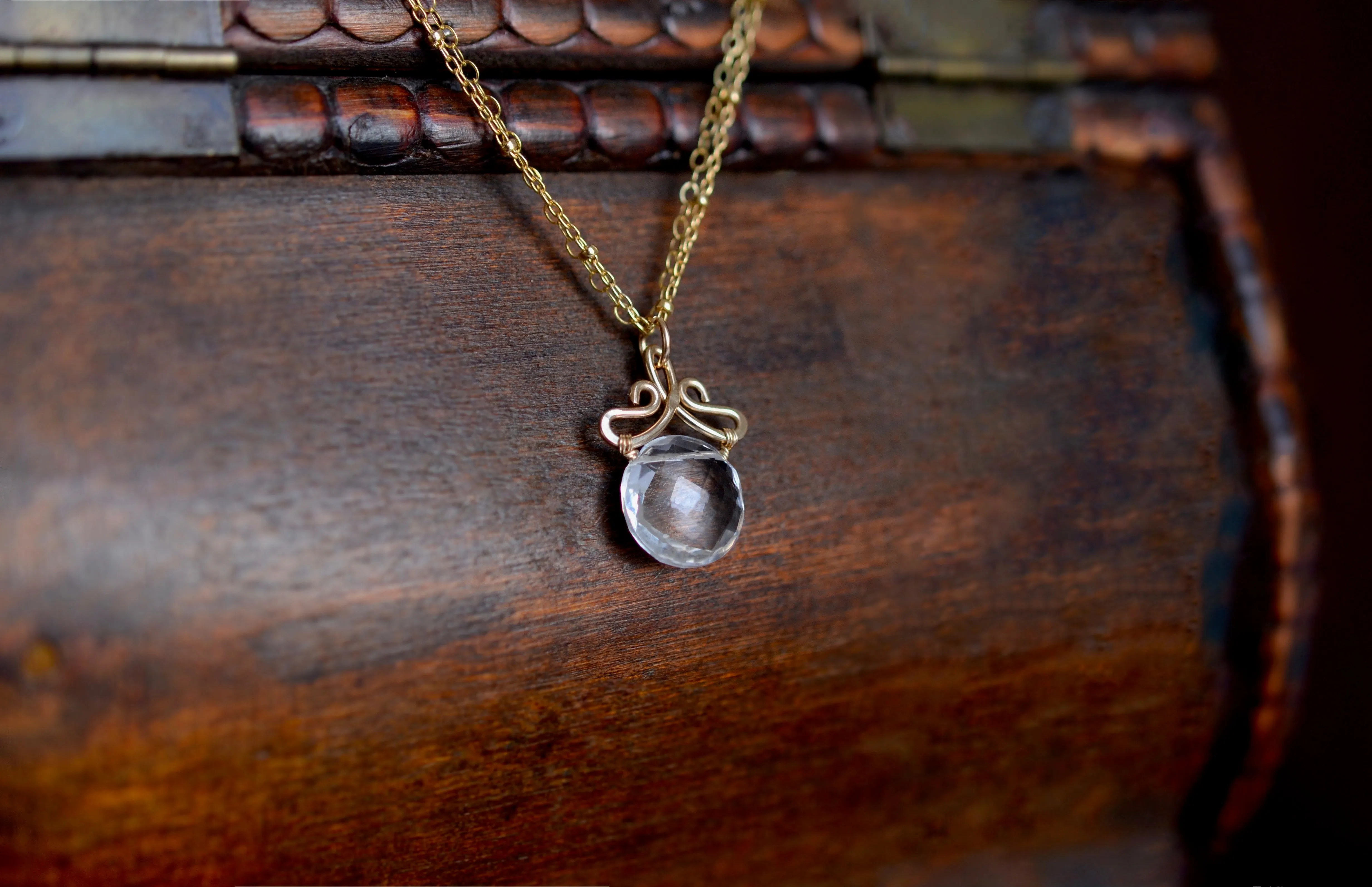 Talia - Crystal Quartz Gold Necklace