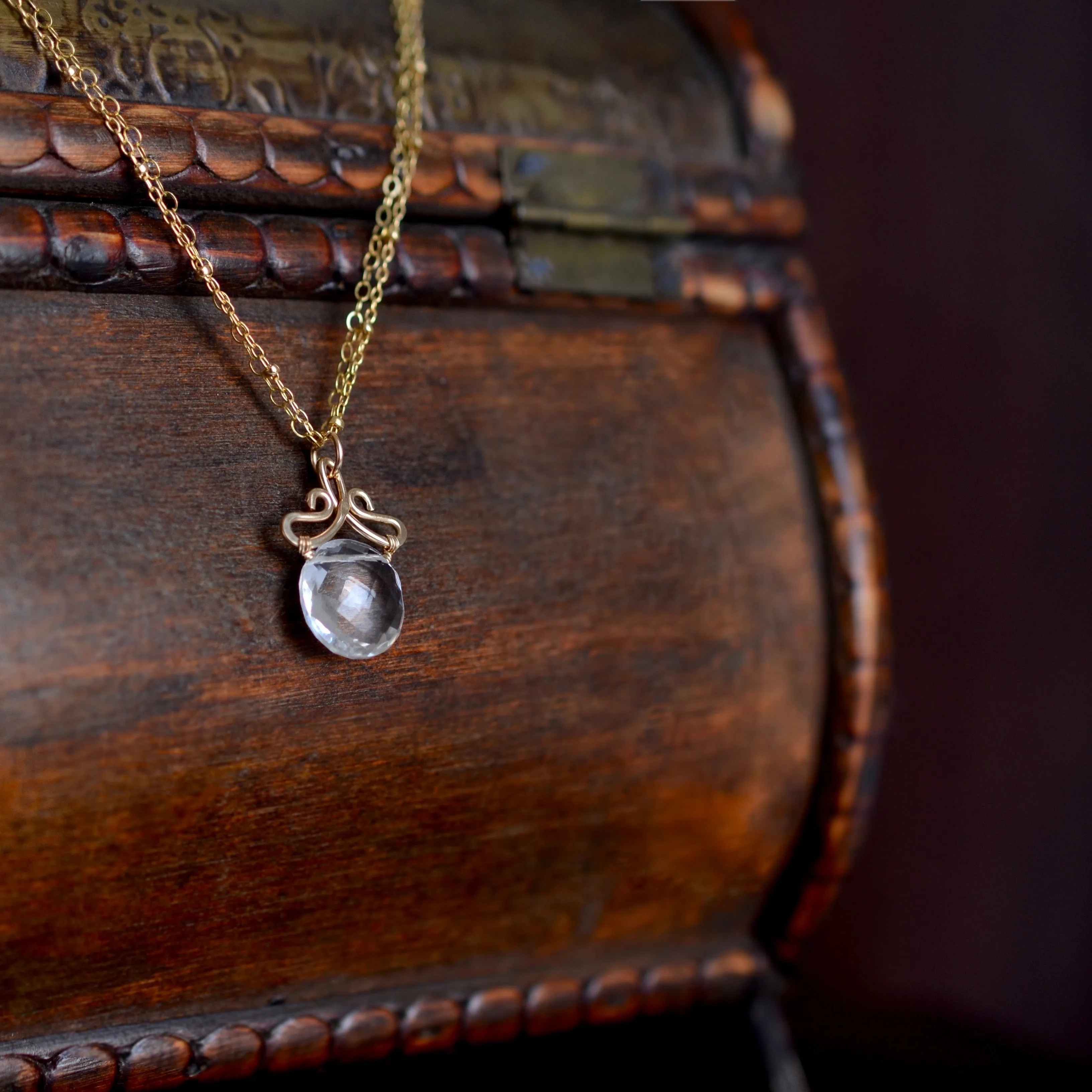 Talia - Crystal Quartz Gold Necklace