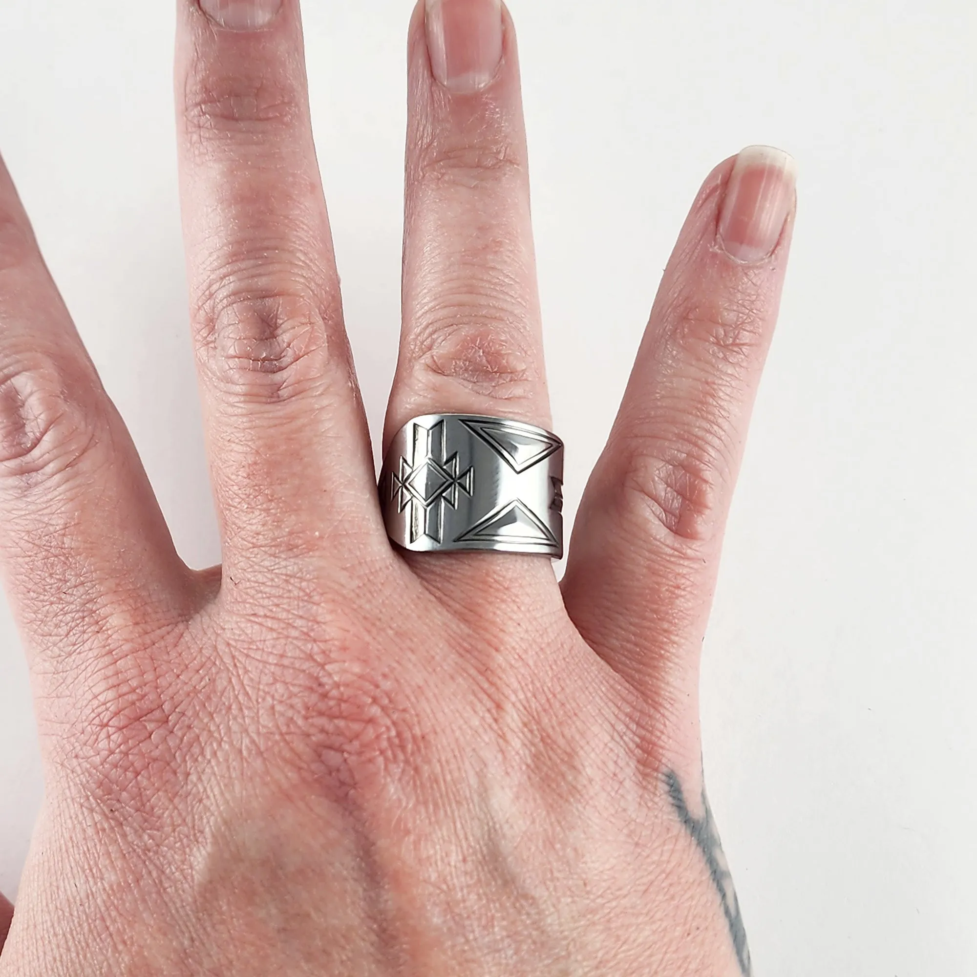 Towle Pueblo Stainless Steel Spoon Ring