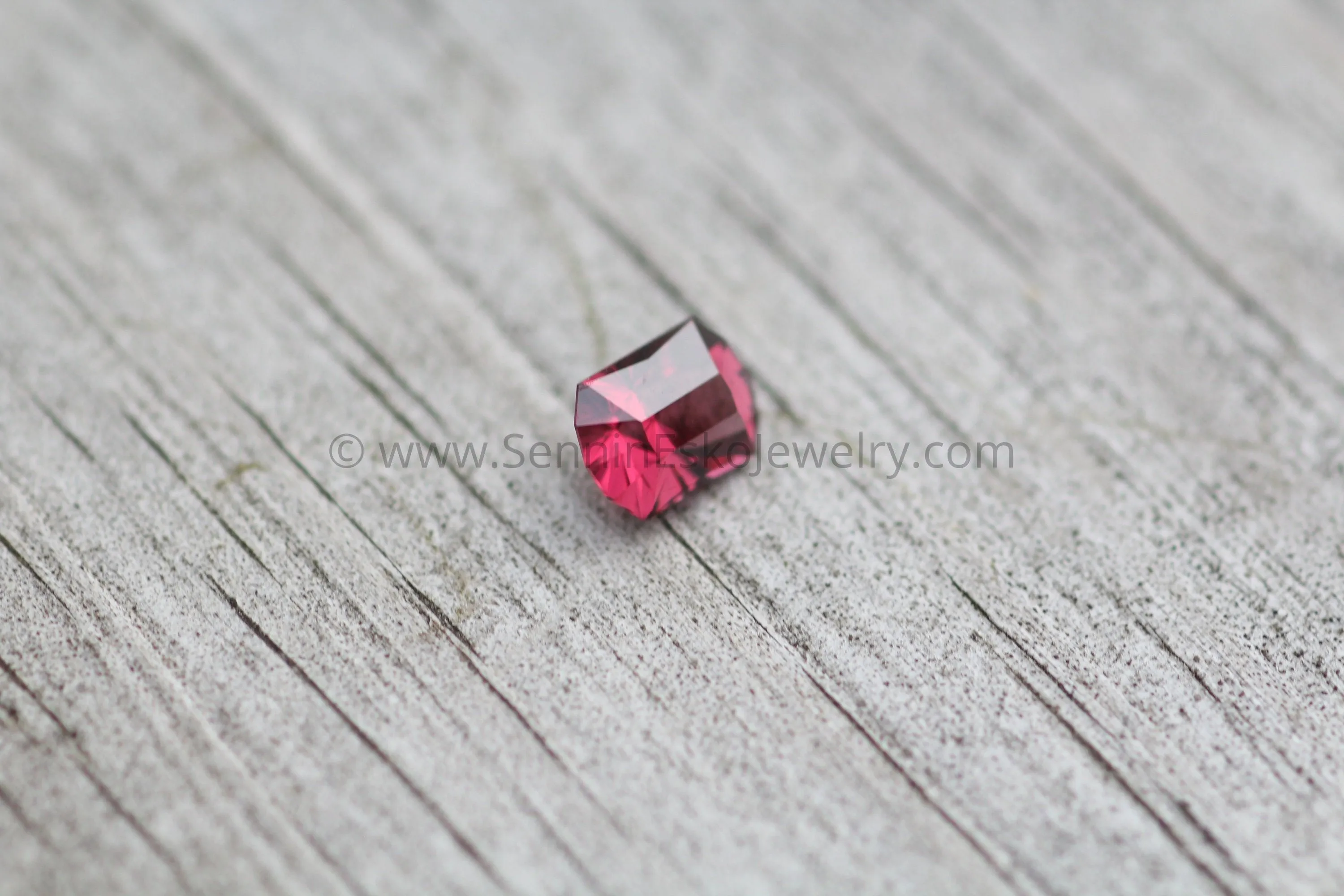 Umba Garnet Rectangular Hand Cut Gemstone - Precision Cut 5x7mm Garnet