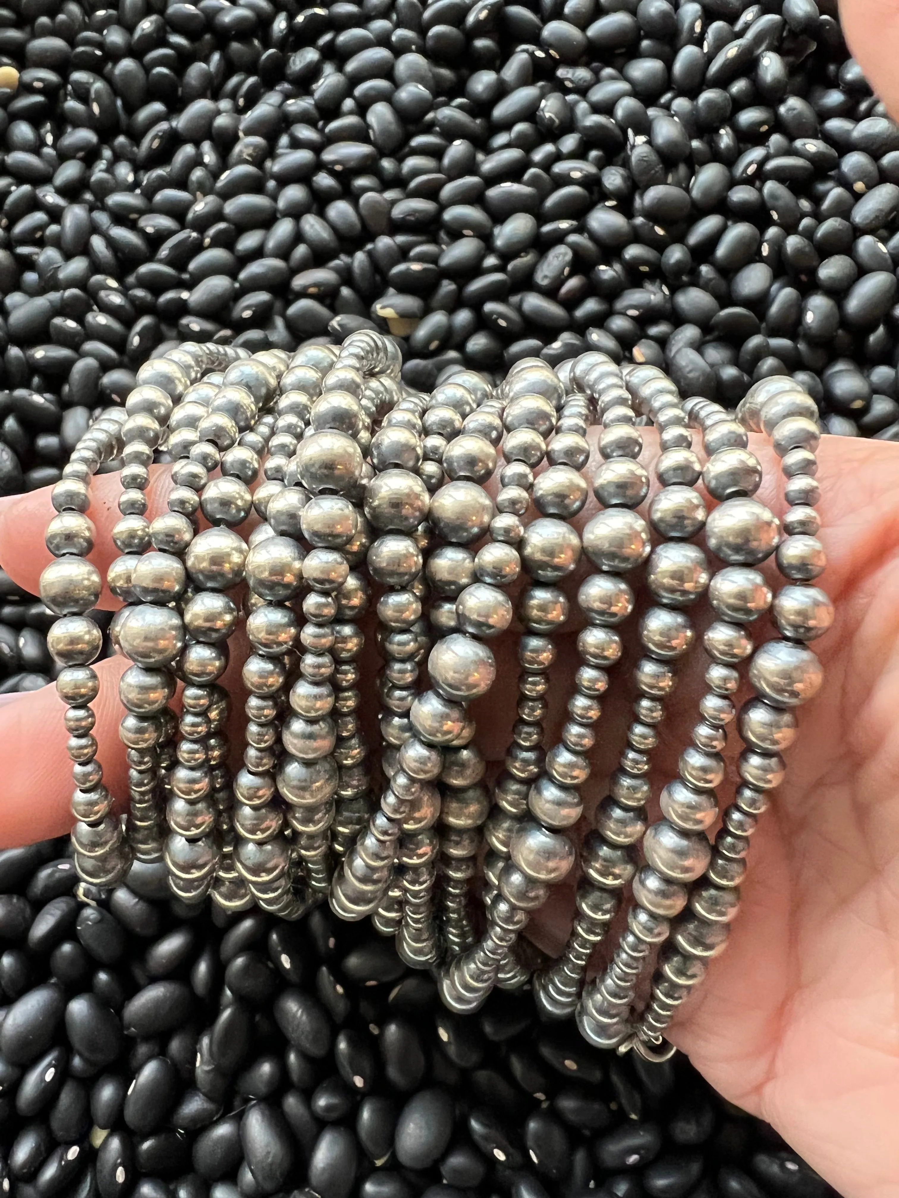 Variegated sterling silver pearl necklace