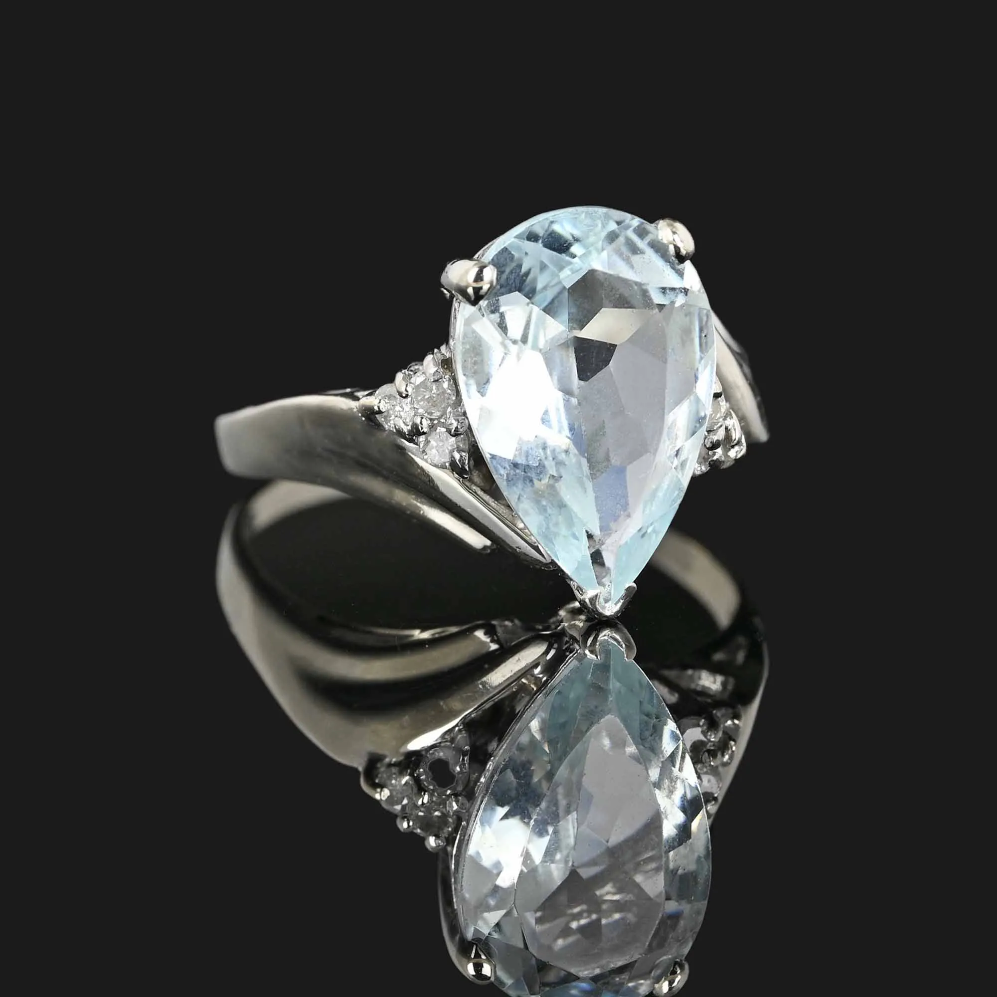 Vintage Pear Cut Aquamarine Diamond Cocktail Ring